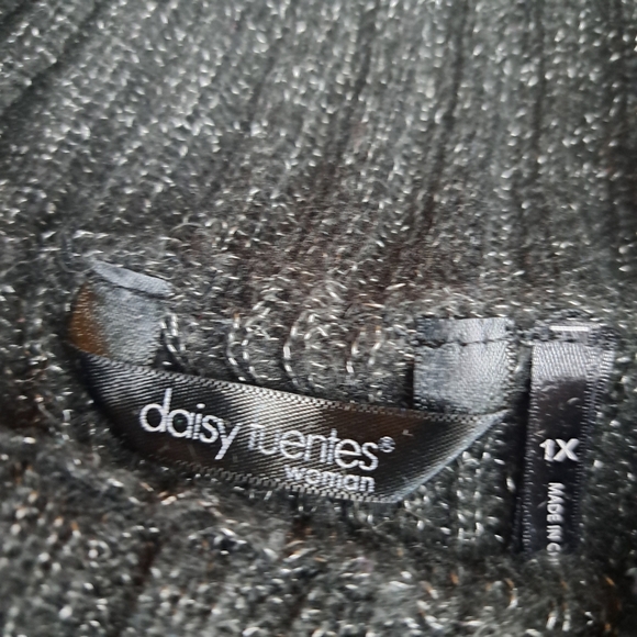 Daisy Fuentes Black Cowl Neck Sweater Size 1X #190 - Picture 6 of 7